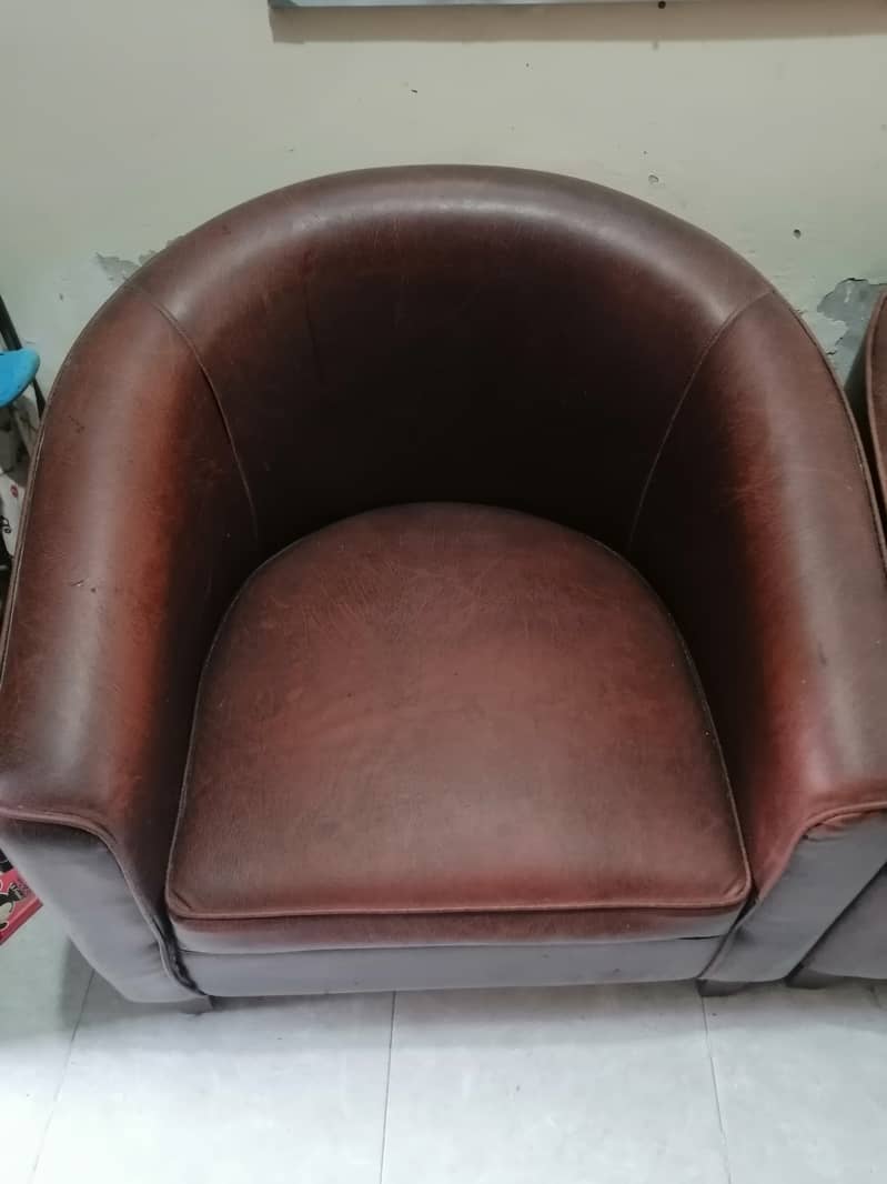 Used leather sofa seats 3