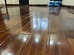 Vinyl Flooring / vinyl