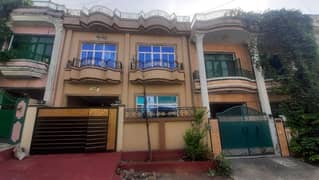 Prominently-Located Prime Location House Available In Airport Housing Society - Sector 2 For sale 0