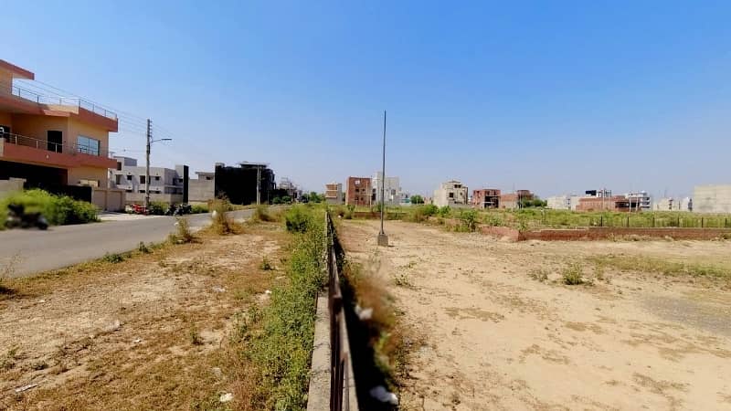 1 Kanal Residential Plot For sale Available In LDA Avenue 10