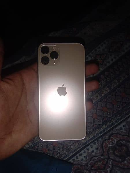 brand i phone 11 pro 256 gb all ok 10/10 gold and color 3