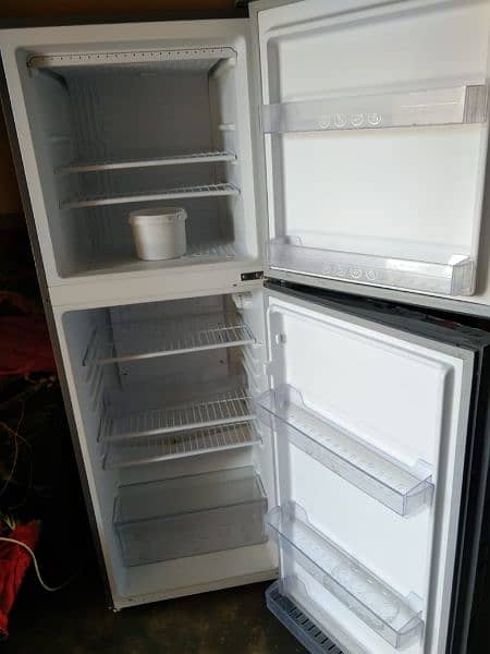 I am selling my 1 yar use fridge CHIQ 03449718906 2