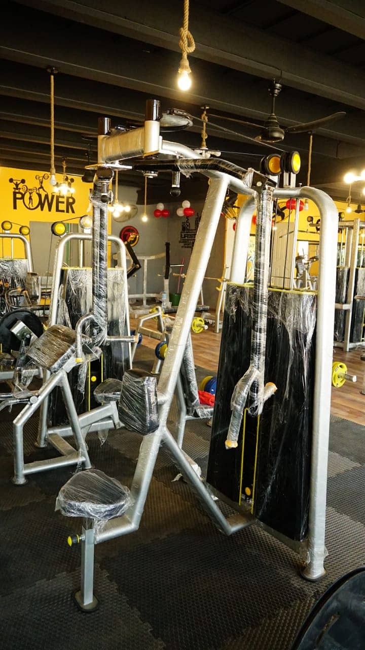 commercial gym machines // gym equipments // gym setup // complete gym 2