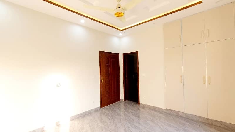 Ideal Prime Location House For Sale In Punjab Small Industries Colony 17