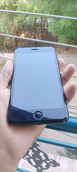 iPhone 7 Plus 128GB PTA Approved 1