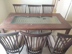 6 Seater Dining Table for Urgent Sale