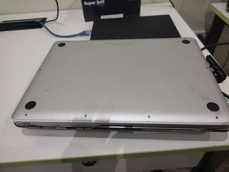 MacBook pro 13 inch 2012  A1278 for sale 3