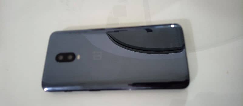 One Plus 6T 8/128 Used selling cheaply 2