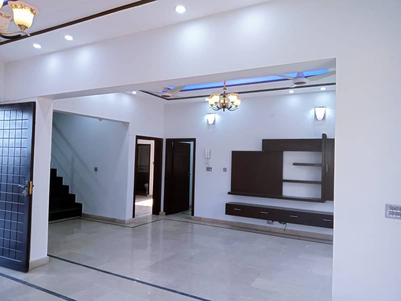 10 Mrla House available for rent Citi Housing Gujranwala 12
