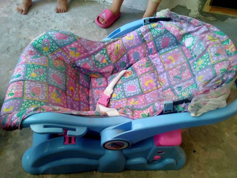 new born baby carry cot for sale 2
