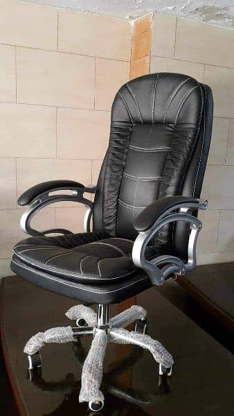 All types of new office chair available 0