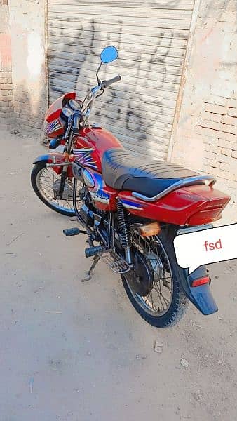 A bike in good condition 4