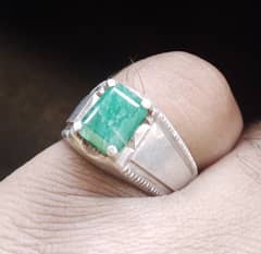 Swat Emerald  Ring 0