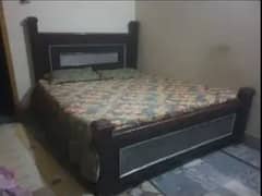 BED FOR SALE CONDITION LIKE NEW
