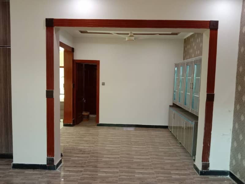 10 Marla brand new house available for sale in Gulshan abad. 4