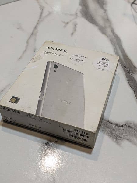 Sony Xperia Z5 Dual Official PTA Approved 4