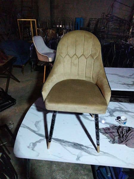 Chairs and Table Set Factory rate 13
