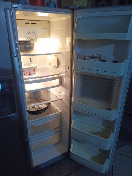 duble door fridge for sale urgent 1
