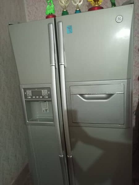 duble door fridge for sale urgent 4