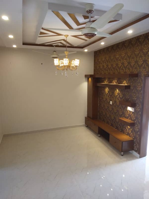 Facing Park 5 Marla Brand New House For Rent In Lake City - Sector M-7B Lake City Lahore 10