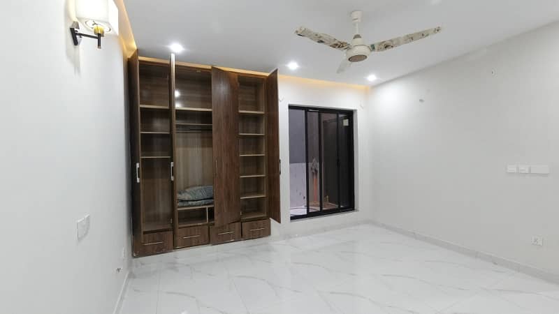 10 Marla House For Sale In Margalla View Housing Society In D17 Islamabad 28