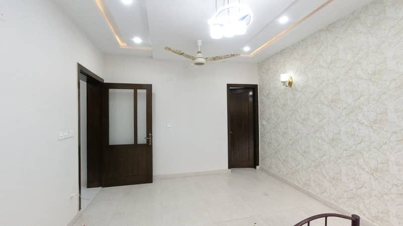 10 Marla House For Sale In Margalla View Housing Society In D17 Islamabad 31