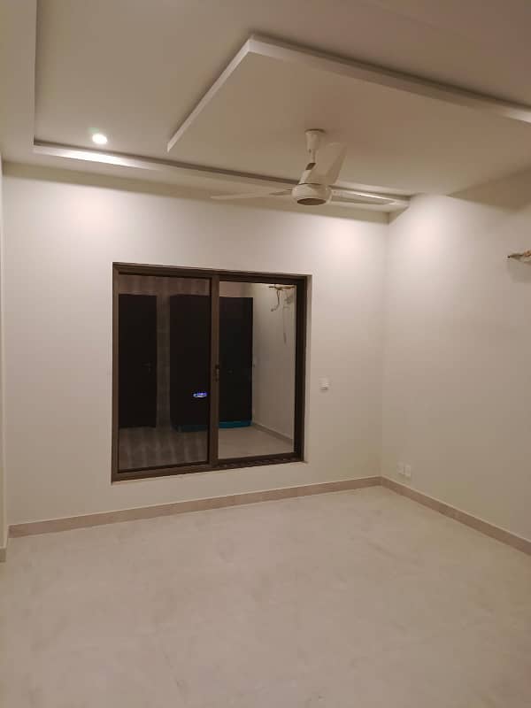 1 Bed Apartment Available For Rent in Zarkon Heights G-15 Islamabad. 7