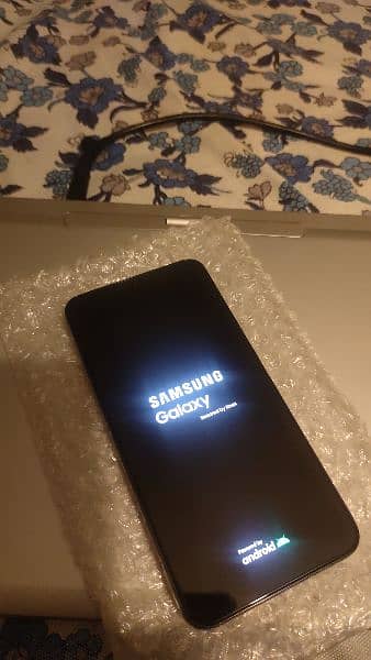 Samsung S 22 Brand New Condition 3