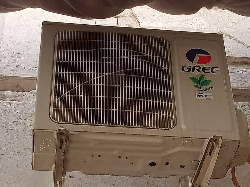 Gree Inverter 1 Ton New Condition A 1 Cooling 7
