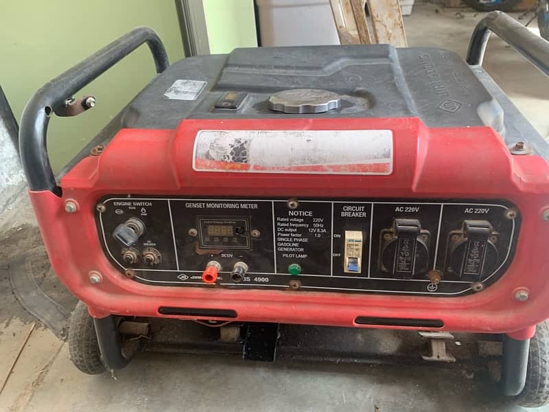 jd, 3.5kv generator for sale. used only 6 months 1