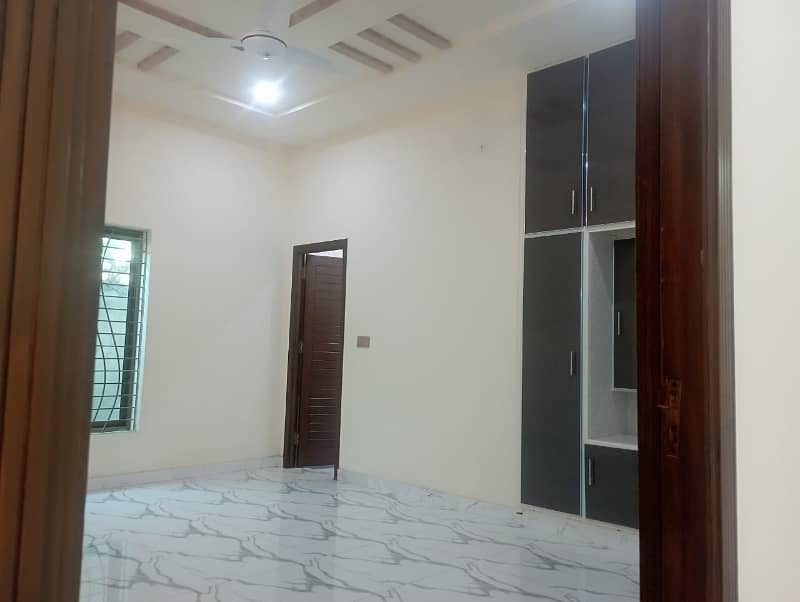 9 Marla New Villa For Sale In Khayaban Colony No 2 Madina Town 15