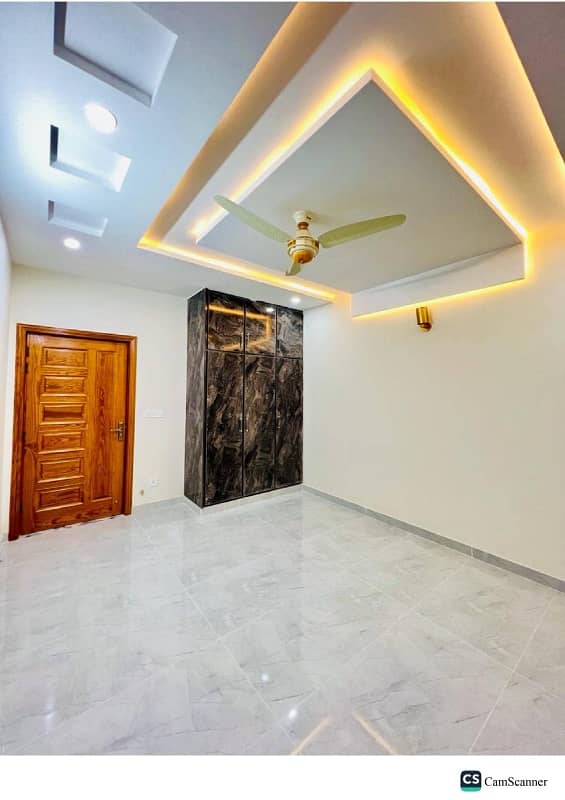 14 Marla New Beautiful Villa For Sale In G-13/3 Islamabad 34