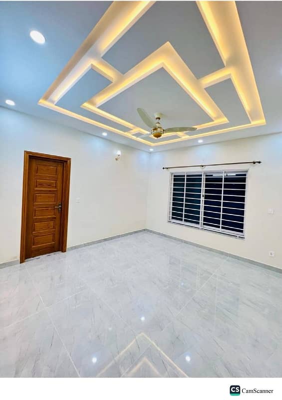 14 Marla New Beautiful Villa For Sale In G-13/3 Islamabad 10