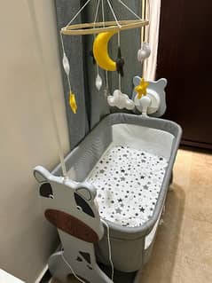 Electric baby Bassinet 0