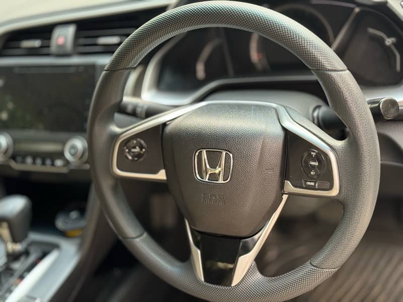 Honda Civic Oriel 2021 9