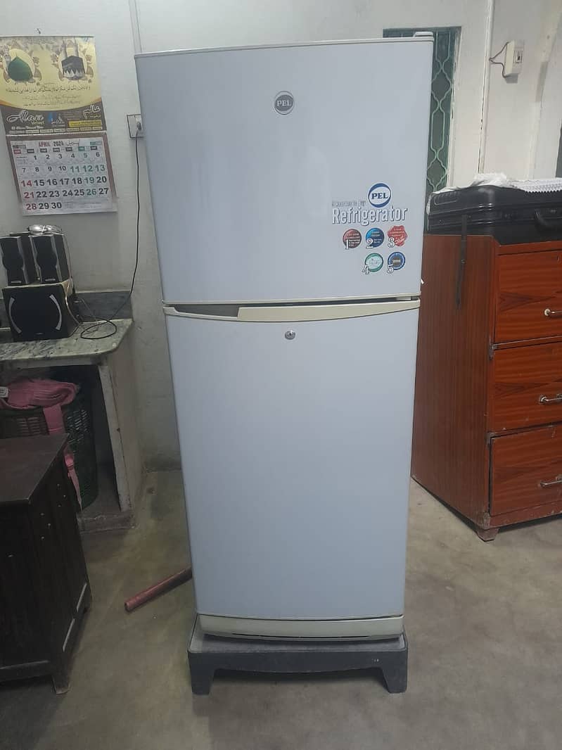 PEL Refrigerator Model 6300 2