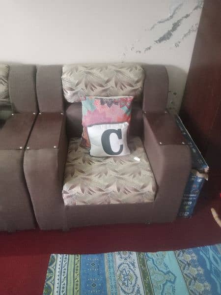 very beautiful sofa set for sale 3