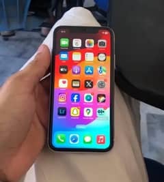 iphone xr 64 jb full ok ha koi bi folt nhi ha 03497631259