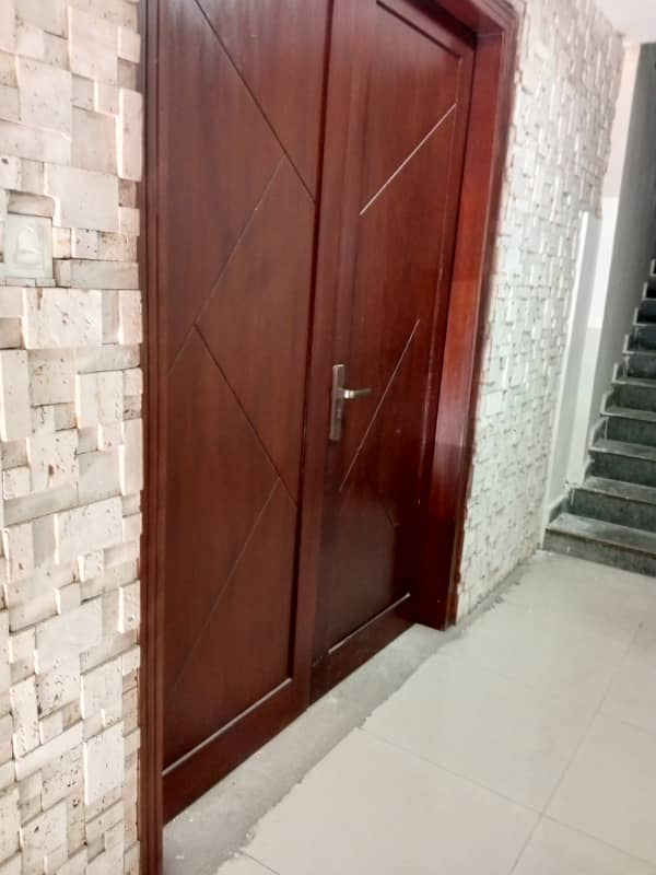 6 marla first floor commecial hall for rent on main pwd road 11
