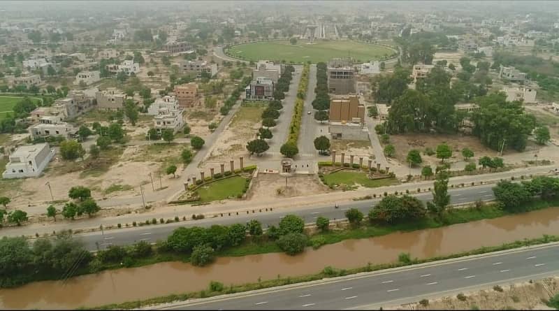 4 Marla Commercial Plot In Wapda City For Sale At Good Location 0