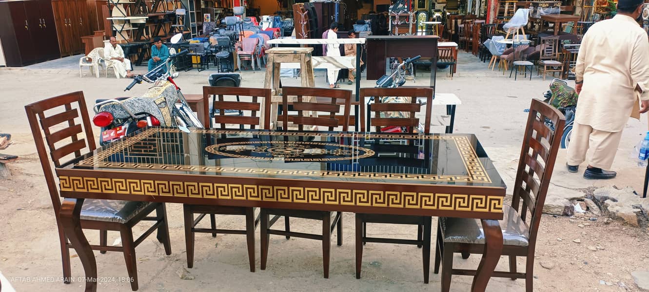 Daining Table with 8 chair 7