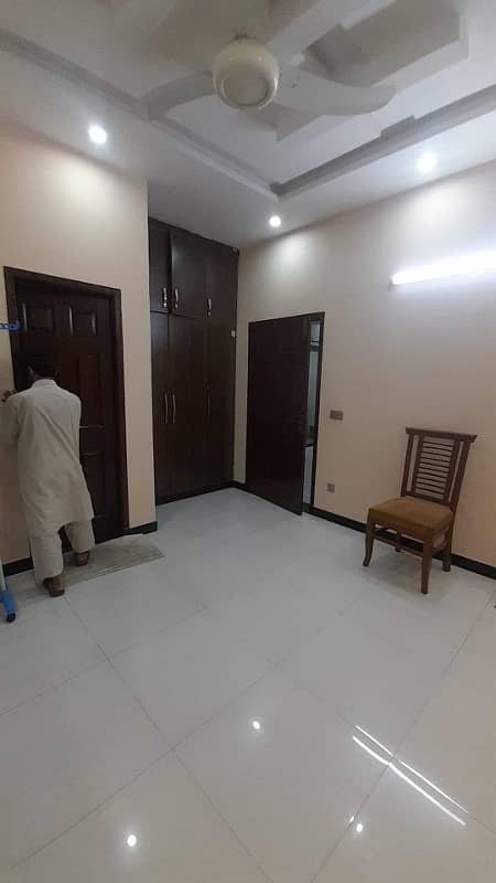 10 Marla full house available for rent in sector C Bahria Town Lahore 13