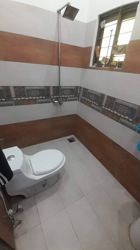 10 Marla full house available for rent in sector C Bahria Town Lahore 15