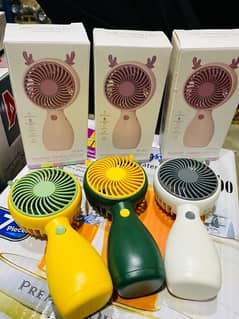 Rechargable Fan Hot selling Item  In hole sale Rates Fast motor