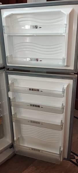 Dawlance Refrigerator In Good Condition 6