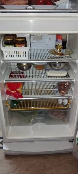 Dawlance Refrigerator In Good Condition 8