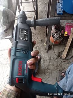 Bosch drill machine 0