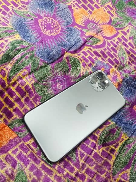 iphone 11pro urgent sell 5