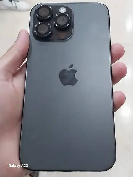 iPhone 14 Pro Max 2