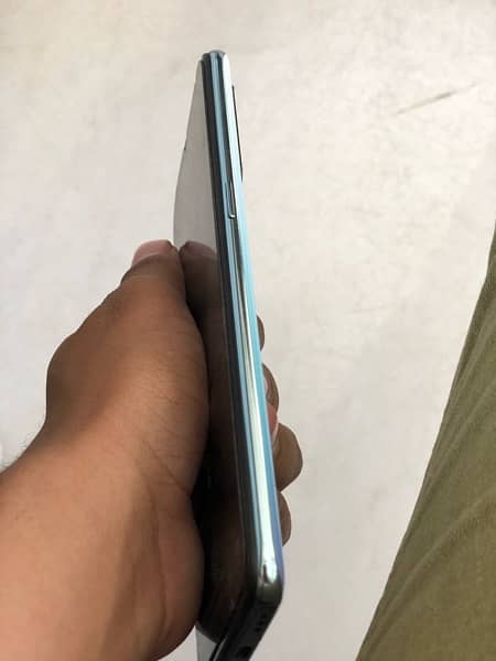 oppo f15 lush condition like new 3